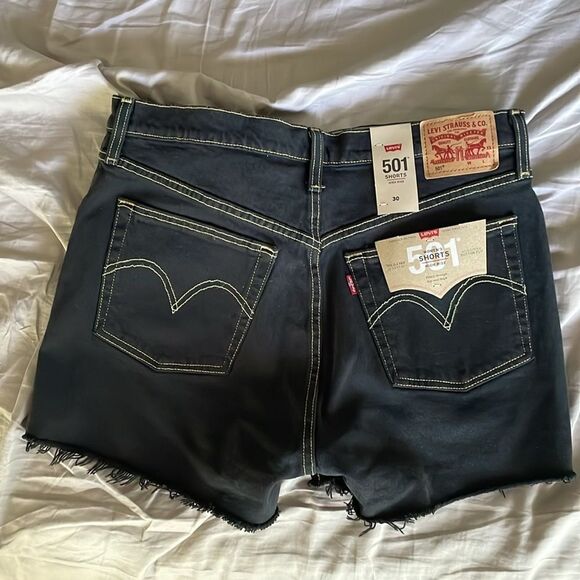 Levi’s 501 shorts high rise cutoff dark denim size 30 new - Picture 4 of 9